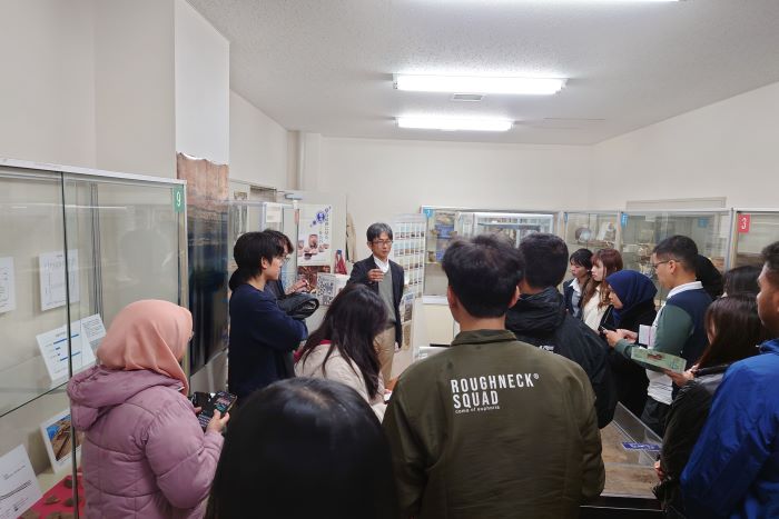 Fieldwork in Archaeological Research Center, Hokkaido University